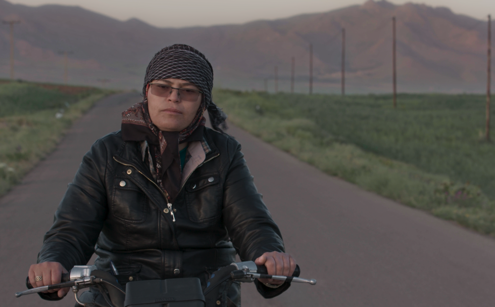 CUTTING_THROUGH_ROCKS_slideshow